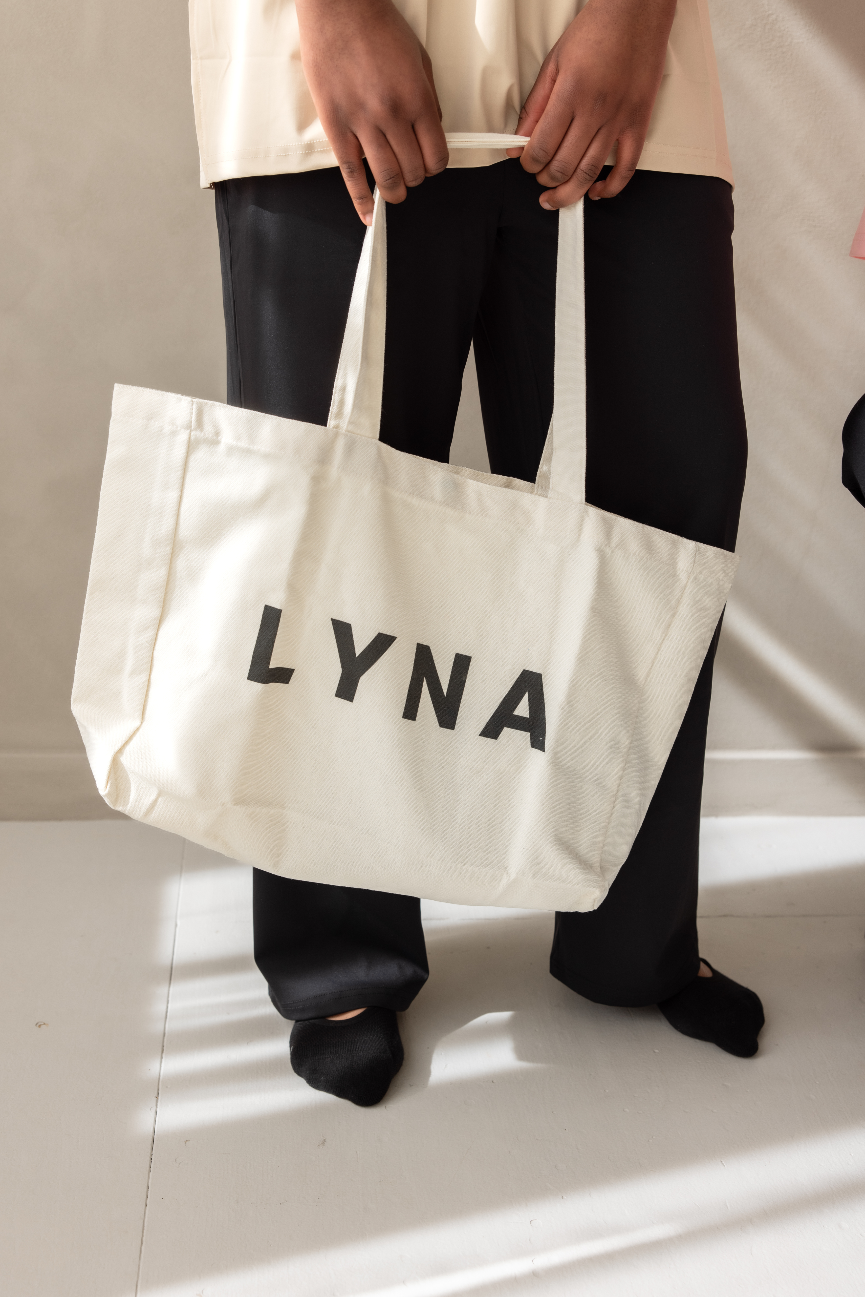LYNA Tote Bag - Cream